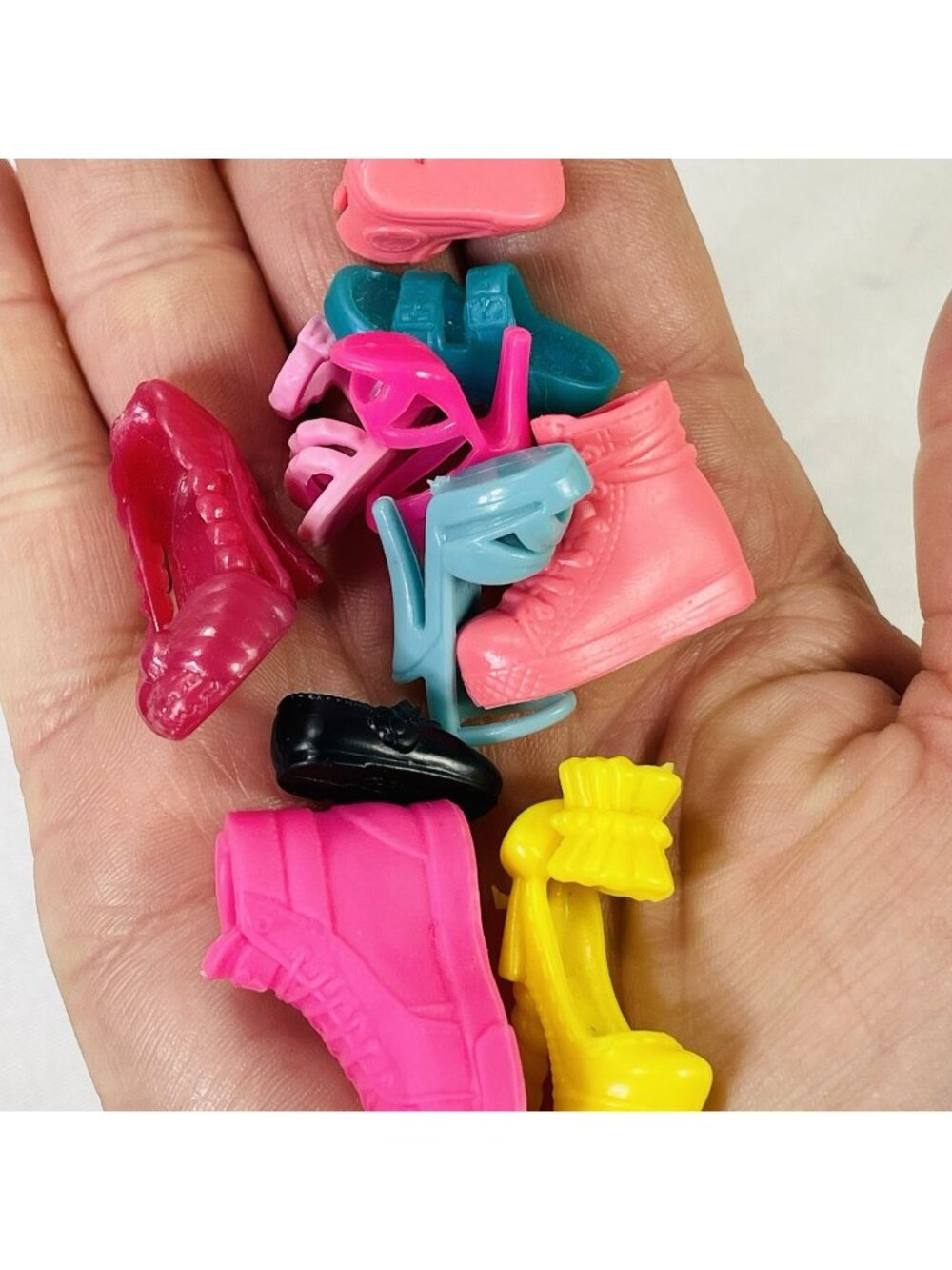 Single Shoes Lot of Fashion Doll Shoes Assorted Singles
